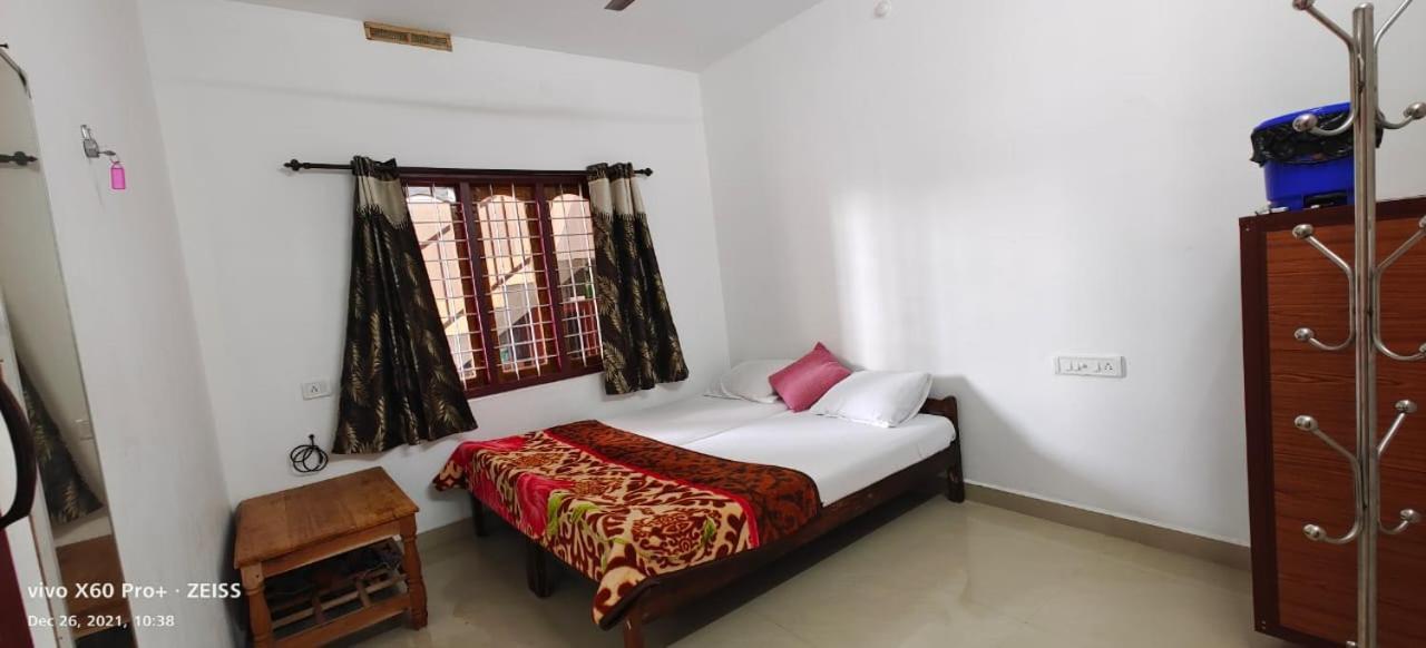 Spice Cottage Homestay Thekkady Exterior photo
